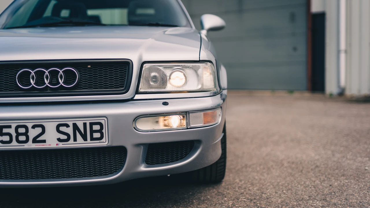 1995 Audi RS2 Avant - Image 16 of 31