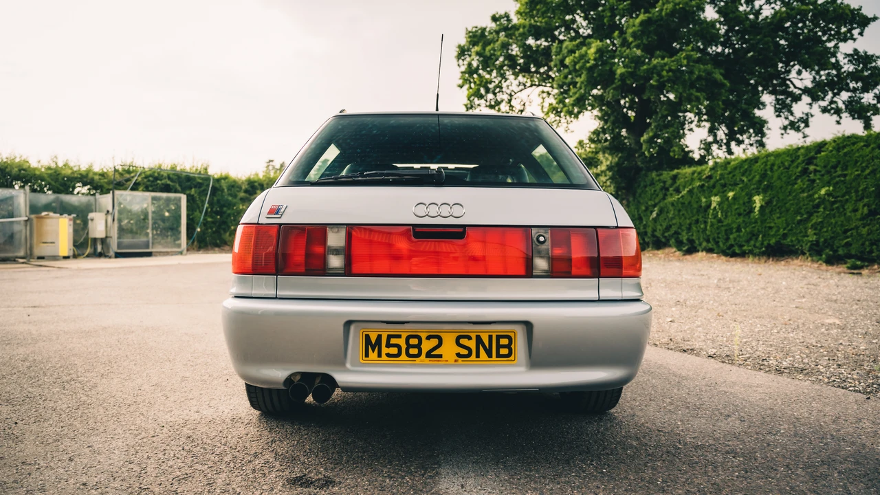 1995 Audi RS2 Avant - Image 14 of 31