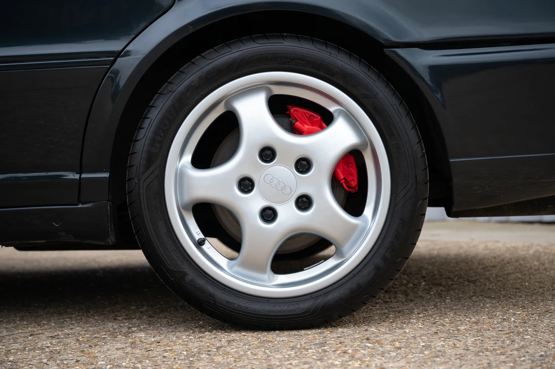 1995 Audi RS2 Avant - Image 13 of 31