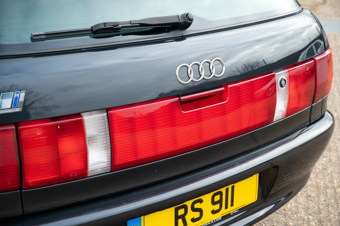 1995 Audi RS2 Avant - Image 16 of 31