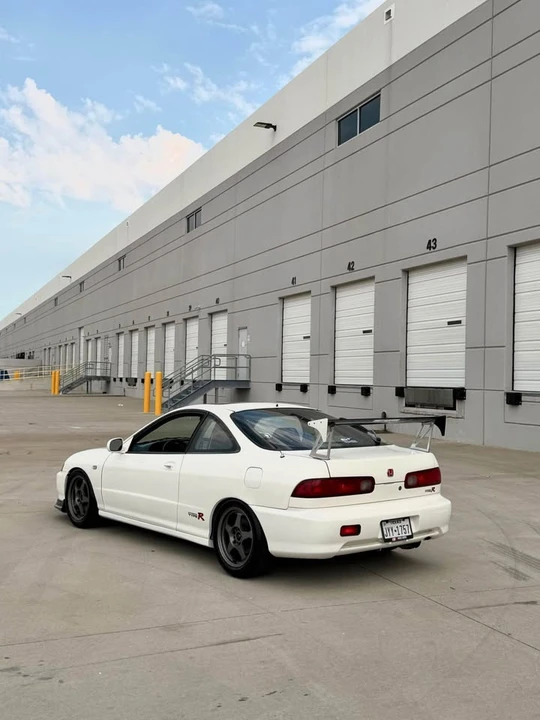 1995 Acura Integra 3rd Gen - Image 2 of 16