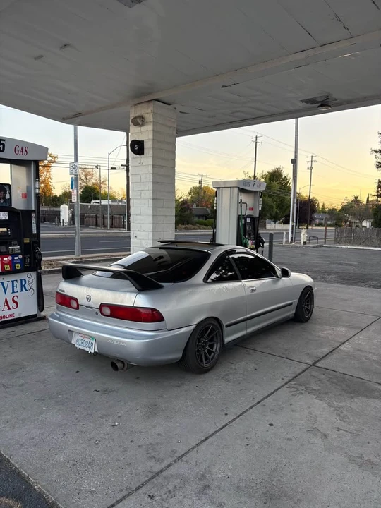 1995 Acura Integra 3rd Gen - Image 2 of 8