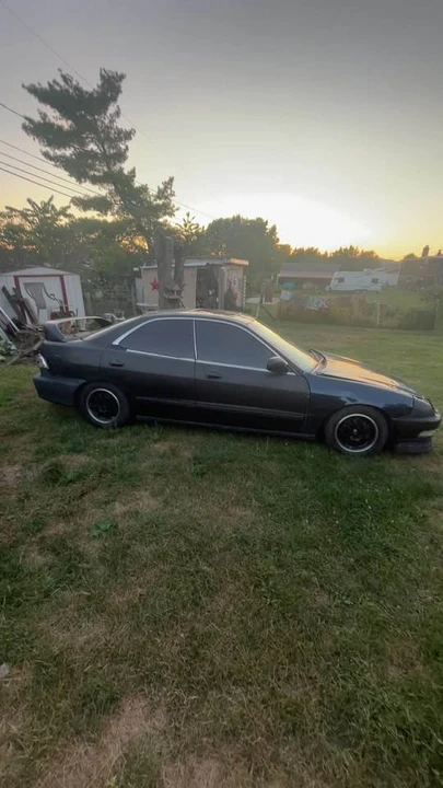 1995 Acura Integra 3rd Gen - Image 2 of 8