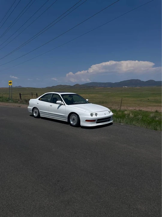 1995 Acura Integra 3rd Gen - Image 2 of 9