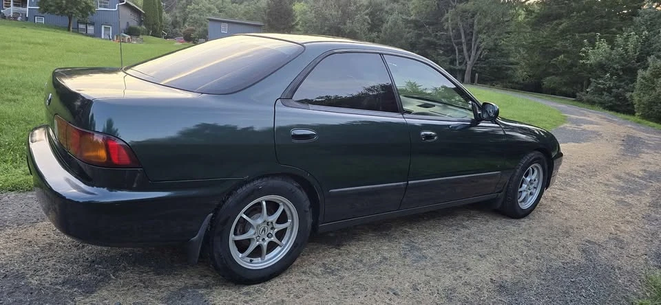 1995 Acura Integra 3rd Gen - Image 2 of 16