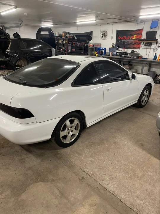 1995 Acura Integra 3rd Gen - Image 3 of 10