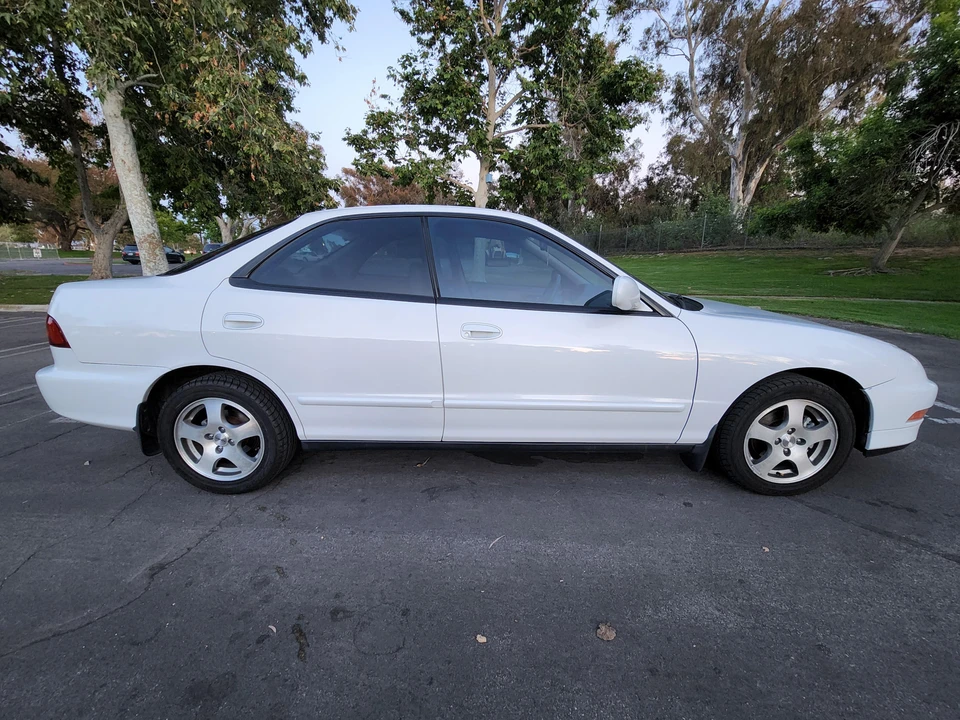 1995 Acura Integra 3rd Gen - Image 16 of 31