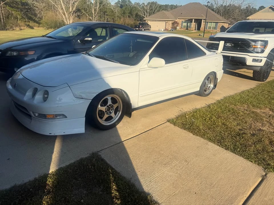 1995 Acura Integra 3rd Gen - Image 2 of 13