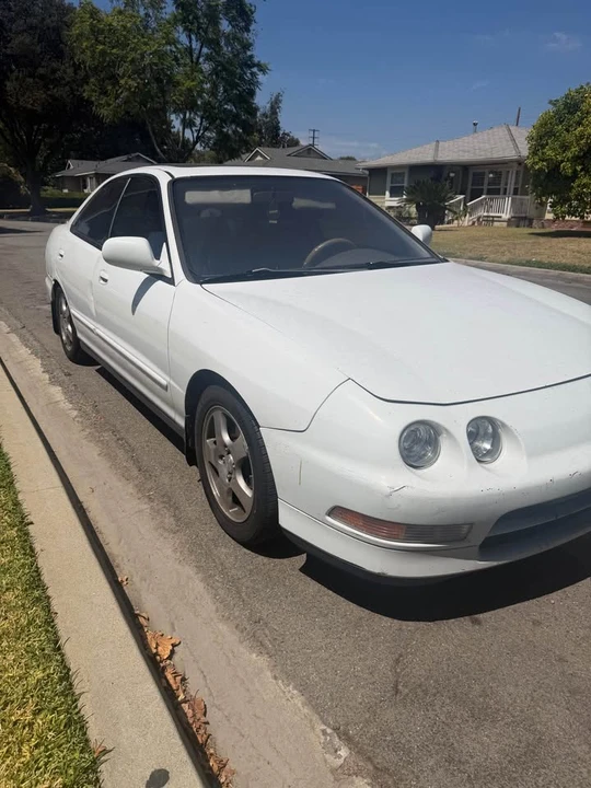 1995 Acura Integra 3rd Gen - Image 2 of 4