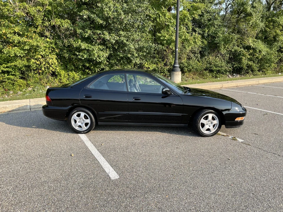 1995 Acura Integra 2nd Gen - Image 10 of 31