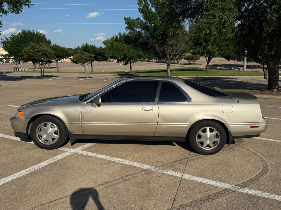 1995 Acura Legend 2nd Gen - Image 5 of 11