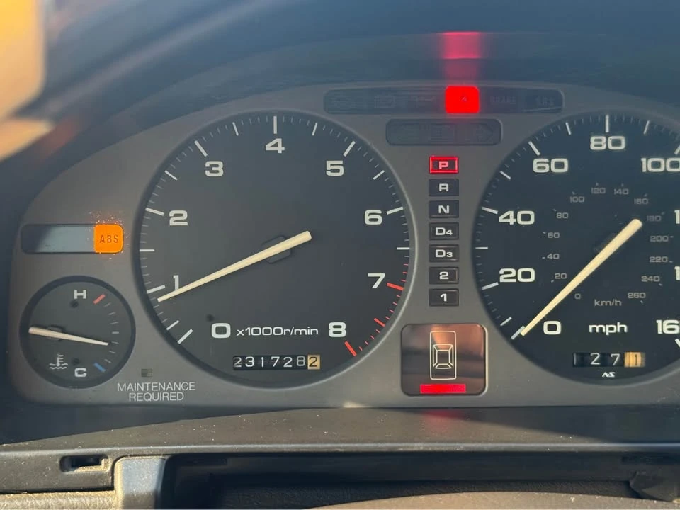 1995 Acura Legend 2nd Gen - Image 10 of 11