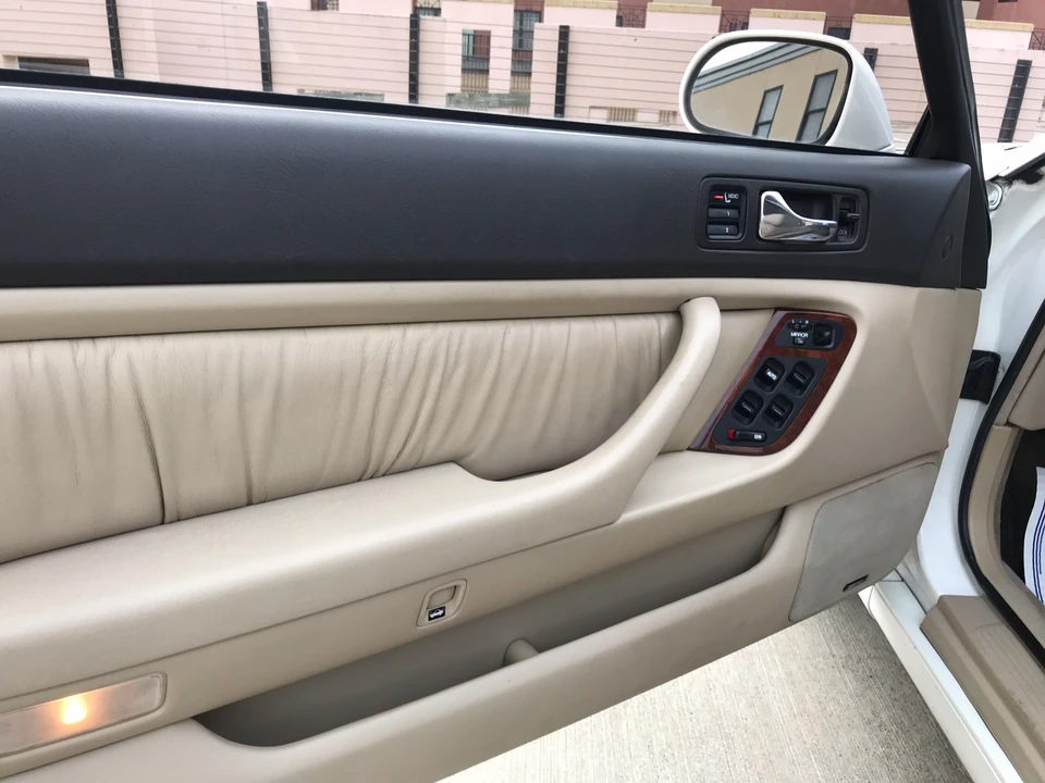 1995 Acura Legend 2nd Gen - Image 24 of 31
