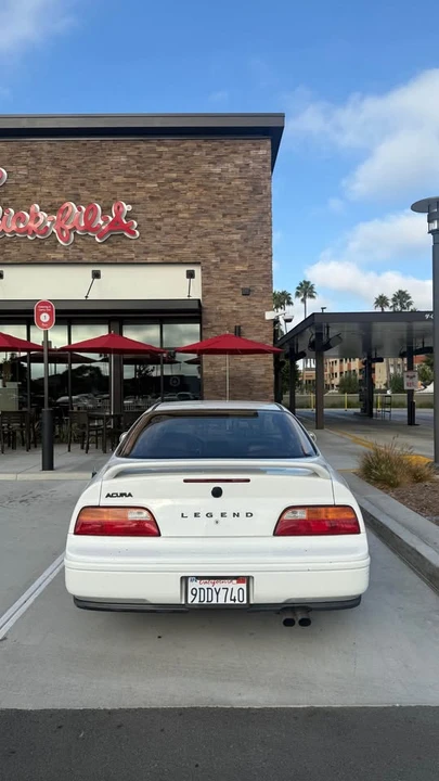 1995 Acura Legend 2nd Gen - Image 5 of 9
