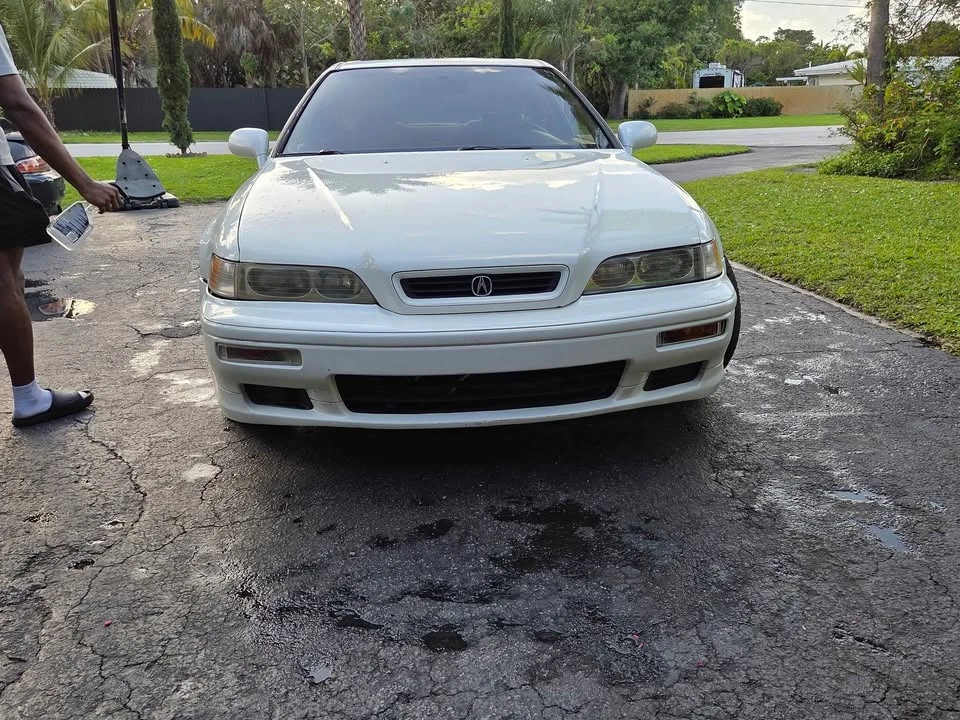 1995 Acura Legend 2nd Gen - Image 7 of 10