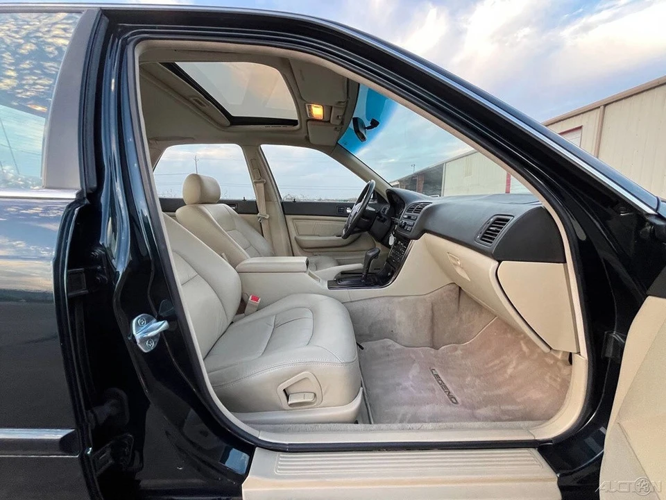 1995 Acura Legend 2nd Gen - Image 13 of 21