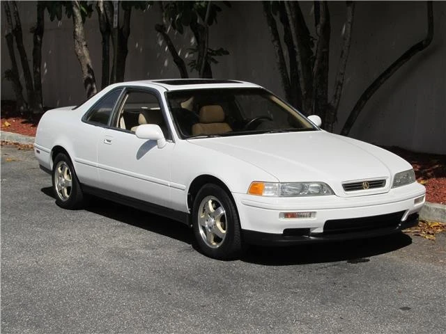 1995 Acura Legend 2nd Gen - Image 10 of 12