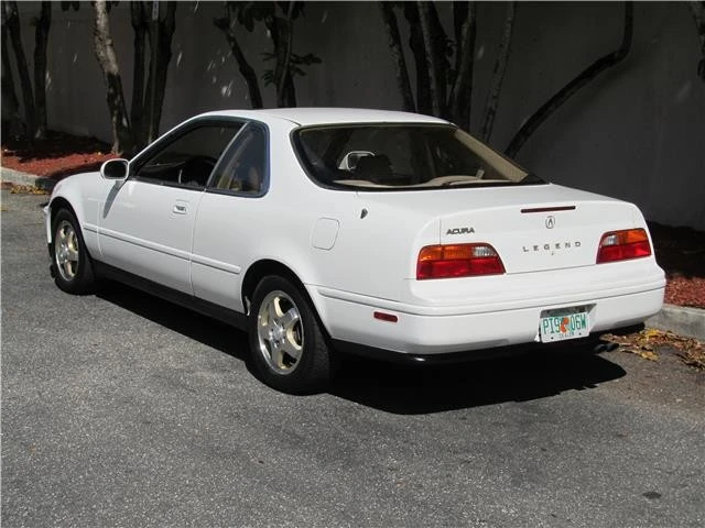 1995 Acura Legend 2nd Gen - Image 3 of 12