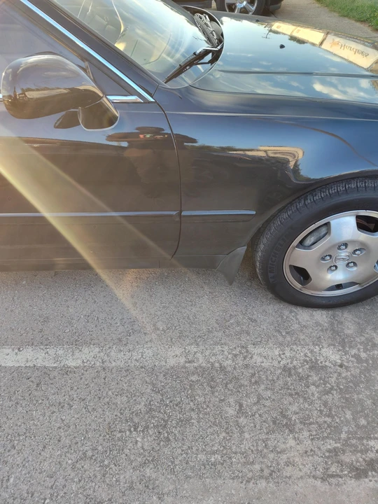 1995 Acura Legend 2nd Gen - Image 19 of 31