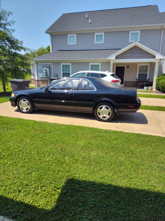 1995 Acura Legend 2nd Gen - Image 5 of 31