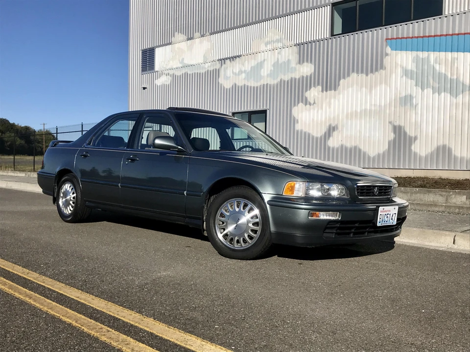 1995 Acura Legend 2nd Gen - Image 25 of 31