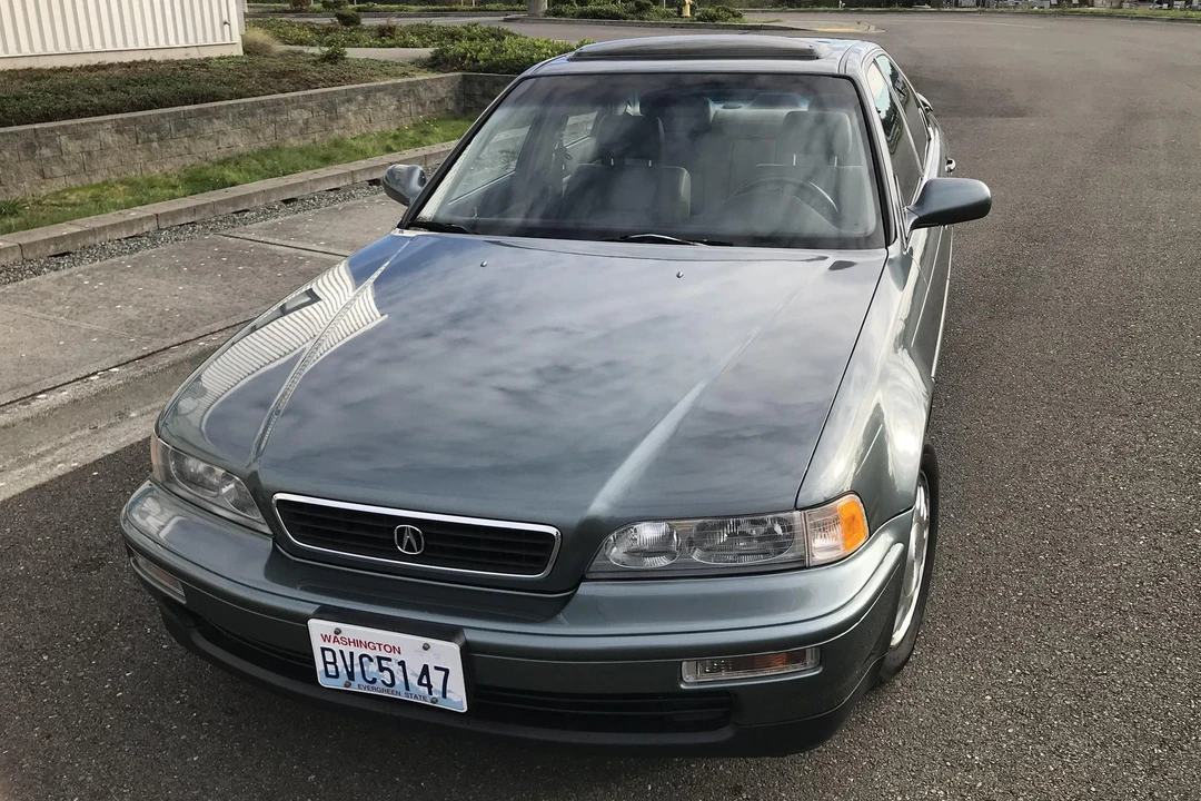 1995 Acura Legend 2nd Gen - Image 7 of 31