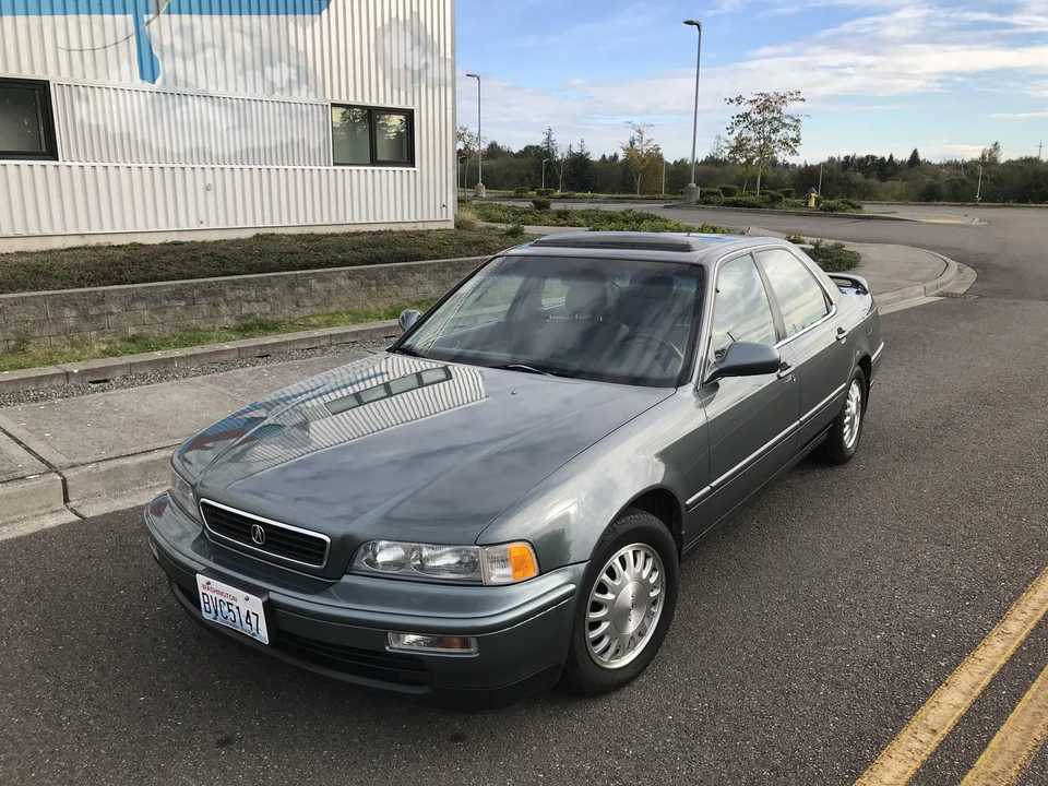 1995 Acura Legend 2nd Gen - Image 9 of 31