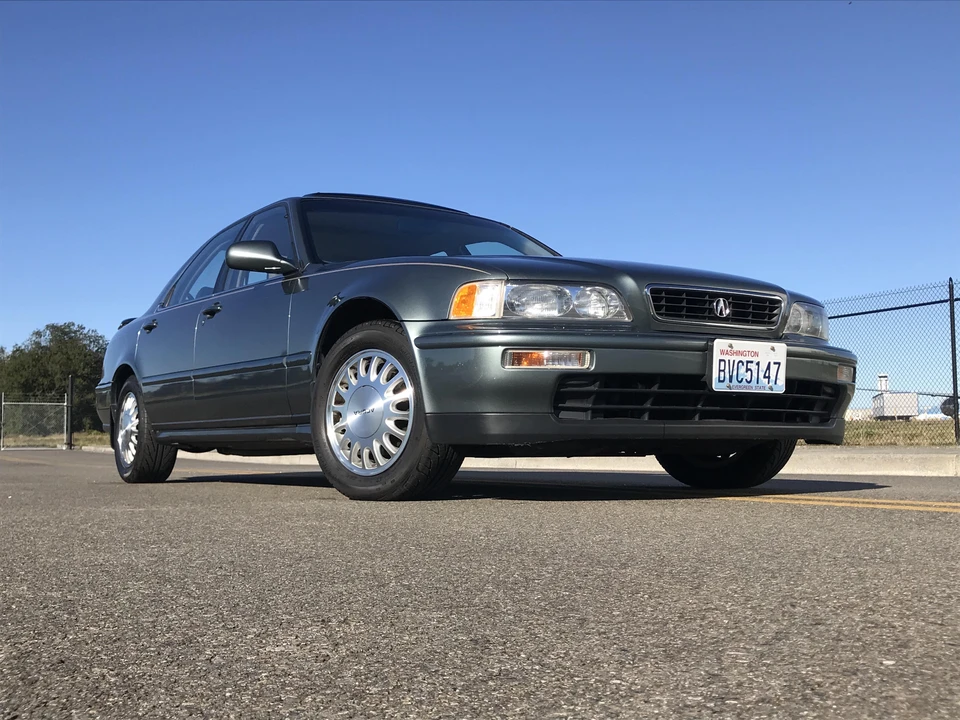 1995 Acura Legend 2nd Gen - Image 26 of 31
