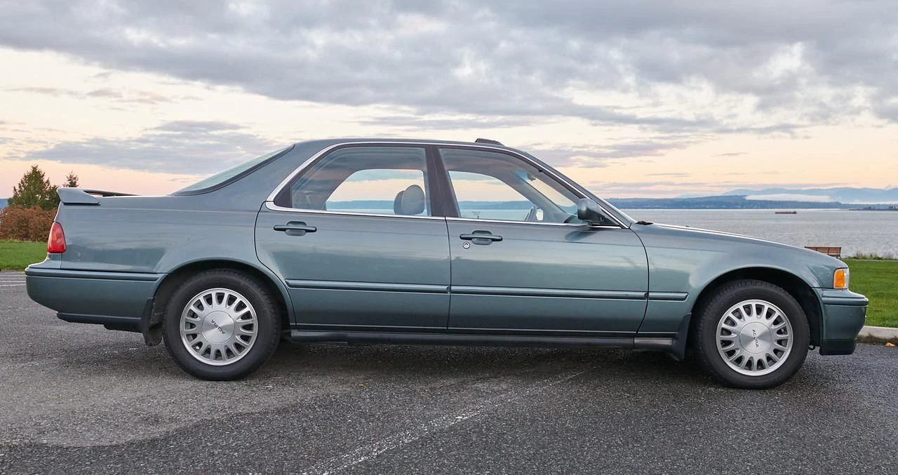 1995 Acura Legend 2nd Gen - Image 24 of 31