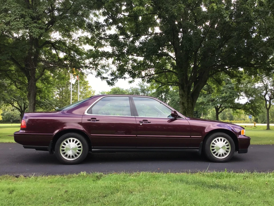1995 Acura Legend 2nd Gen - Image 20 of 31
