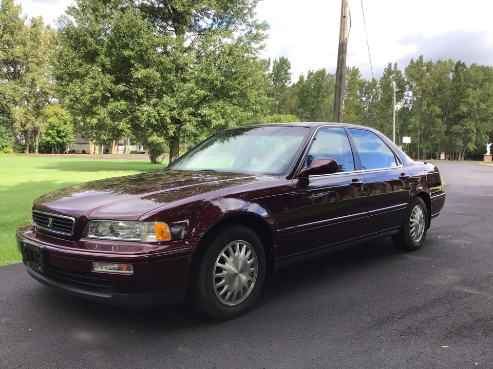 1995 Acura Legend 2nd Gen - Image 12 of 31