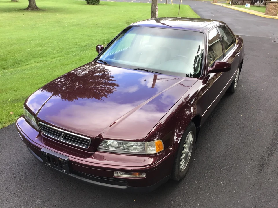 1995 Acura Legend 2nd Gen - Image 11 of 31