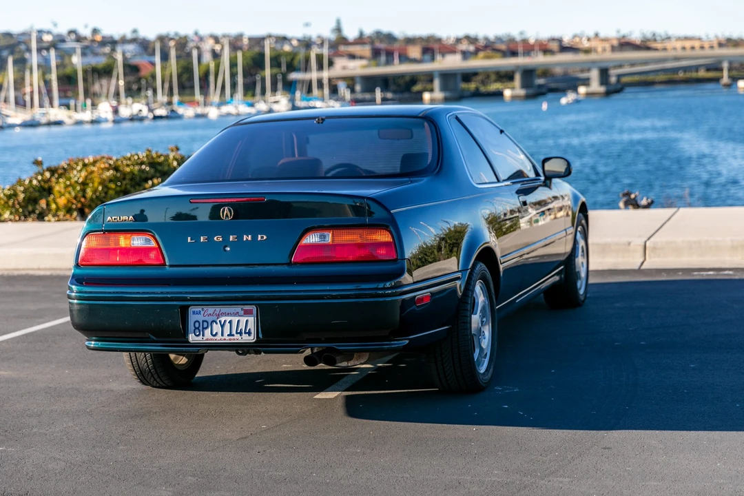 1995 Acura Legend 2nd Gen - Image 7 of 31