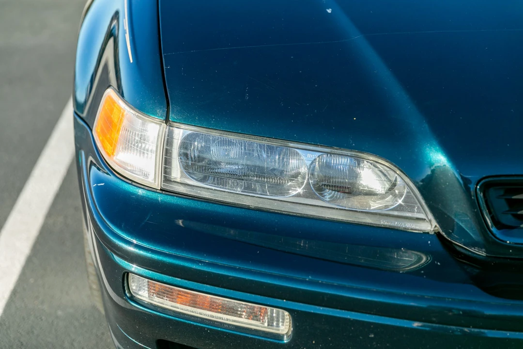 1995 Acura Legend 2nd Gen - Image 13 of 31