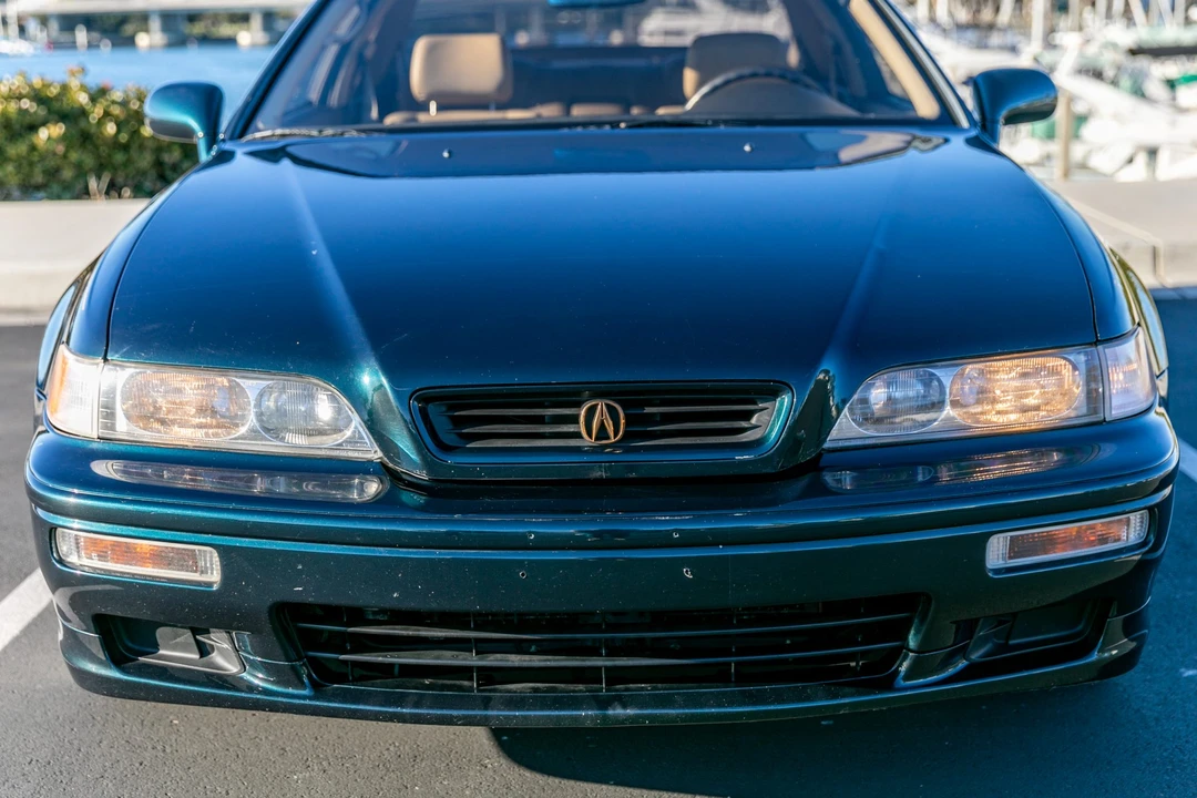 1995 Acura Legend 2nd Gen - Image 14 of 31