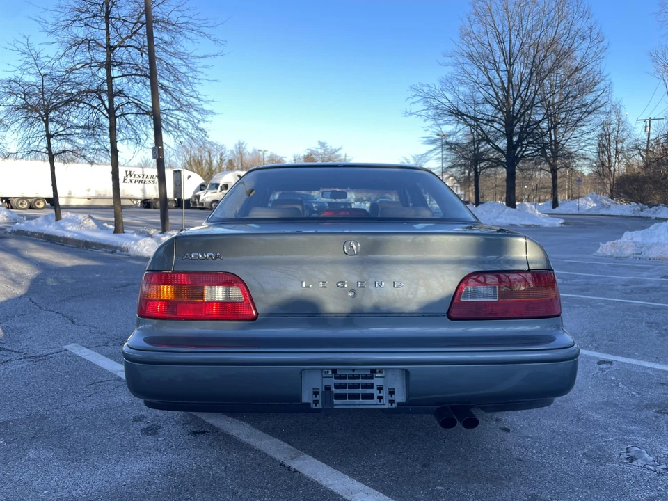 1995 Acura Legend 2nd Gen - Image 31 of 31