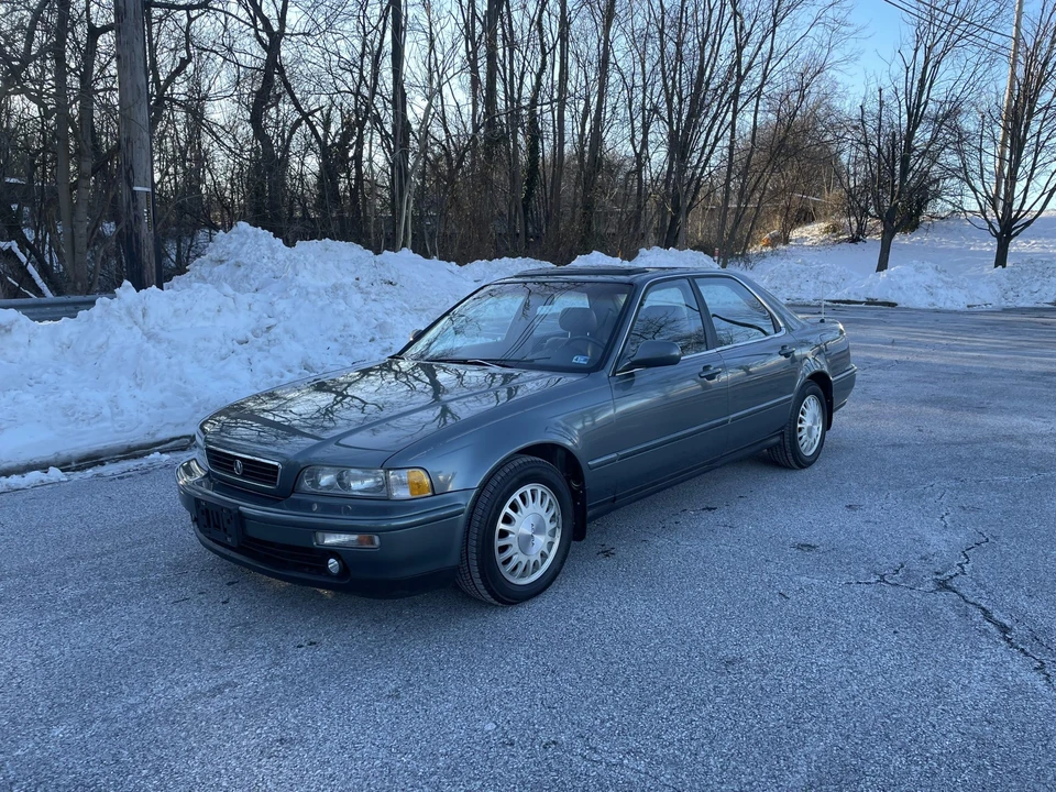 1995 Acura Legend 2nd Gen - Image 13 of 31