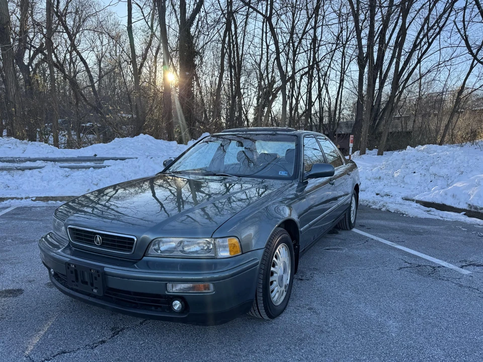 1995 Acura Legend 2nd Gen - Image 10 of 31