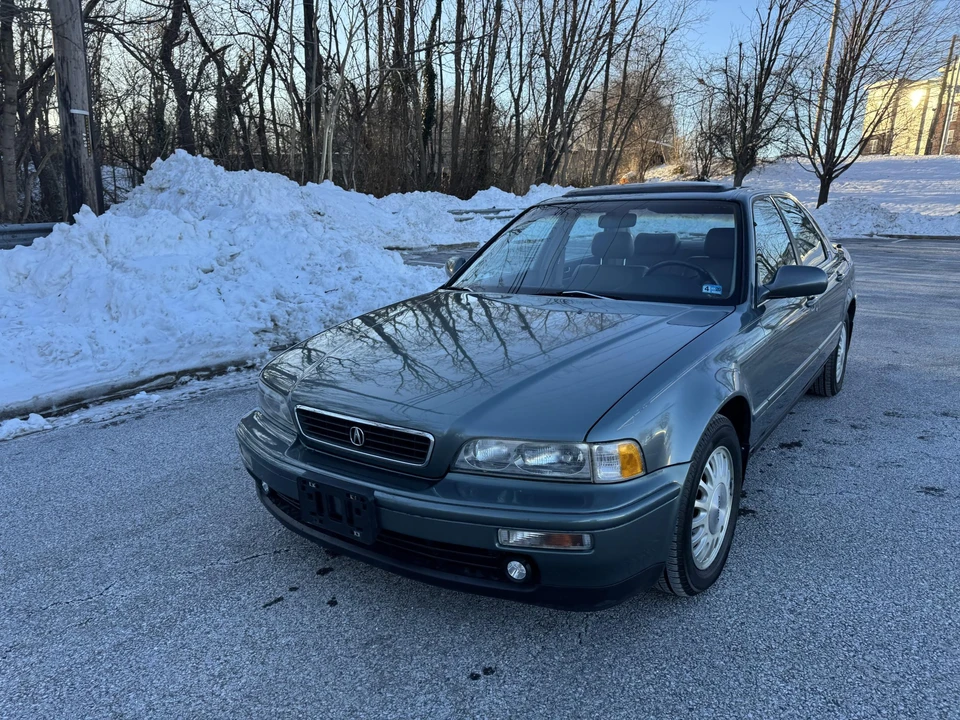 1995 Acura Legend 2nd Gen - Image 4 of 31