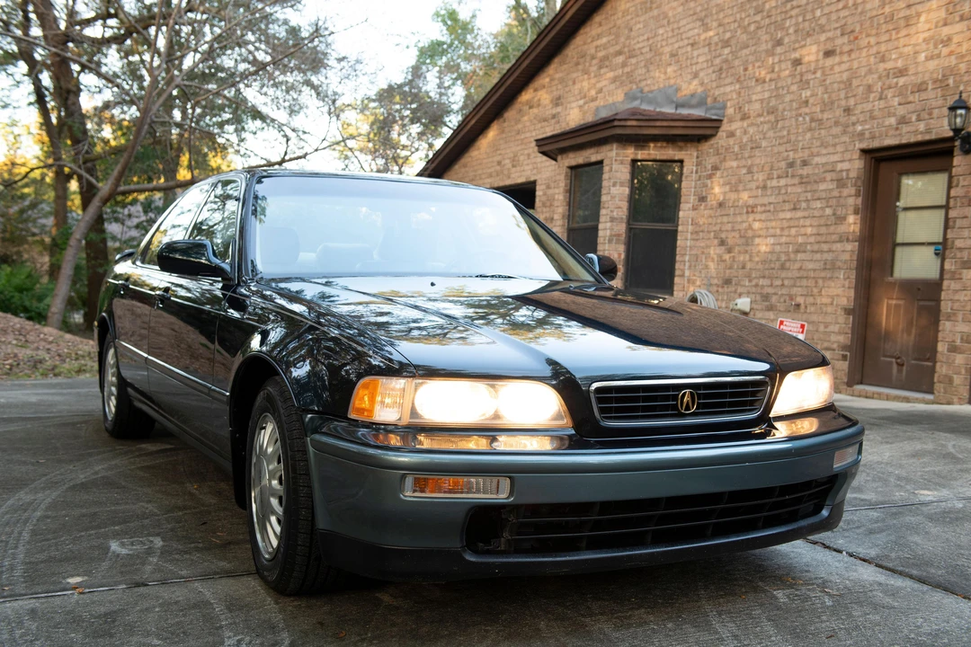 1995 Acura Legend 2nd Gen - Image 24 of 31