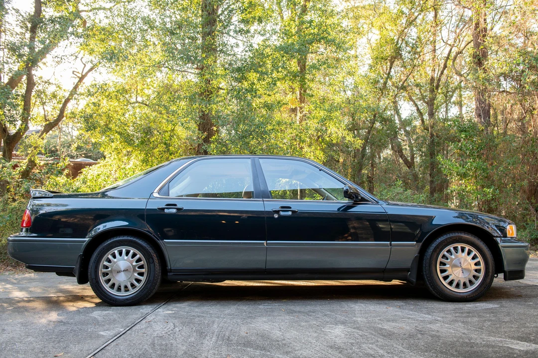 1995 Acura Legend 2nd Gen - Image 3 of 31
