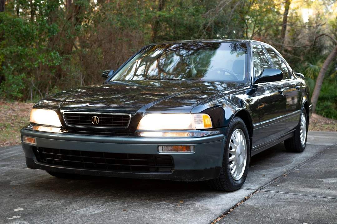 1995 Acura Legend 2nd Gen - Image 13 of 31
