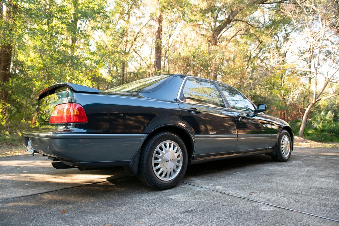 1995 Acura Legend 2nd Gen - Image 18 of 31