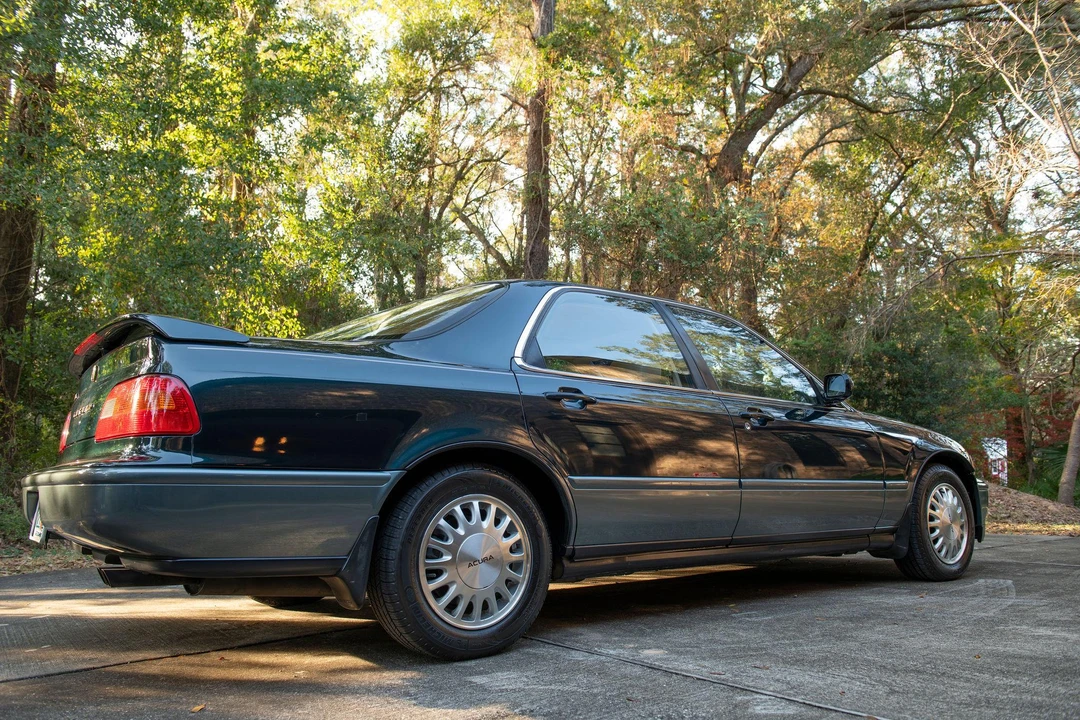 1995 Acura Legend 2nd Gen - Image 20 of 31