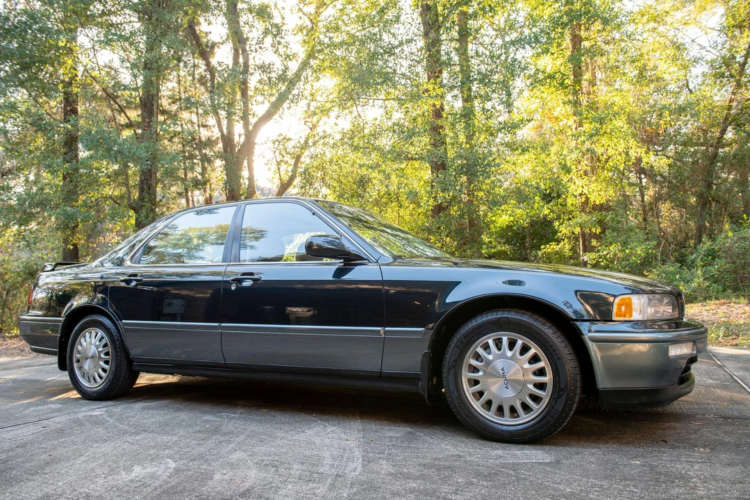 1995 Acura Legend 2nd Gen - Image 22 of 31