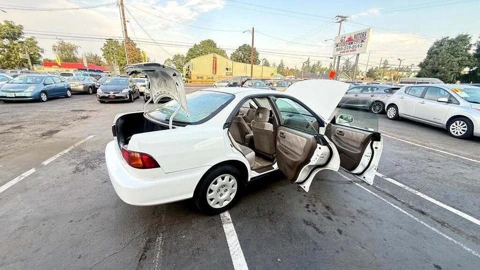 1995 Acura Integra 3rd Gen - Image 11 of 20