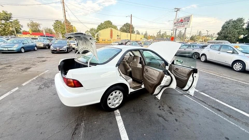 1995 Acura Integra 3rd Gen - Image 11 of 20