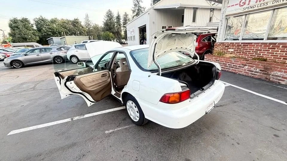 1995 Acura Integra 3rd Gen - Image 8 of 20