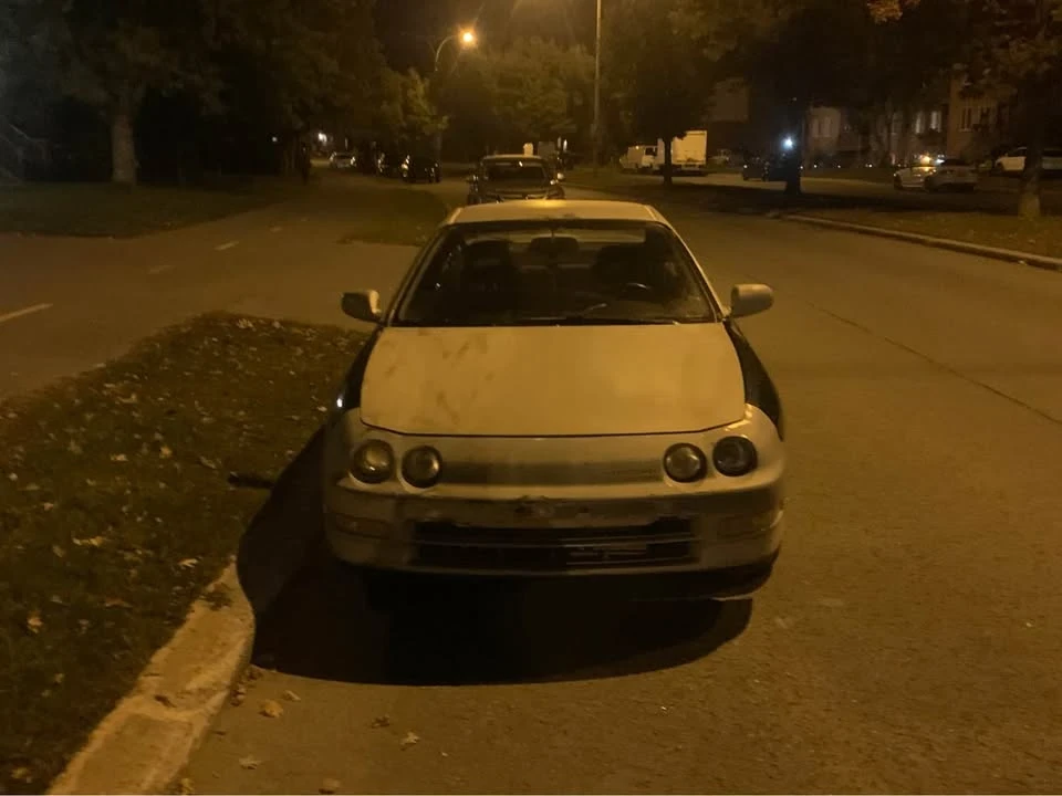 1995 Acura Integra 3rd Gen - Image 2 of 4