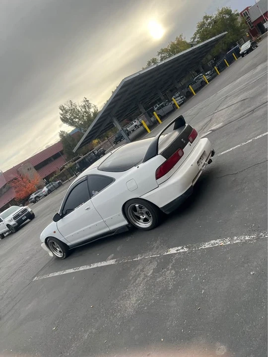 1995 Acura Integra 3rd Gen - Image 3 of 4